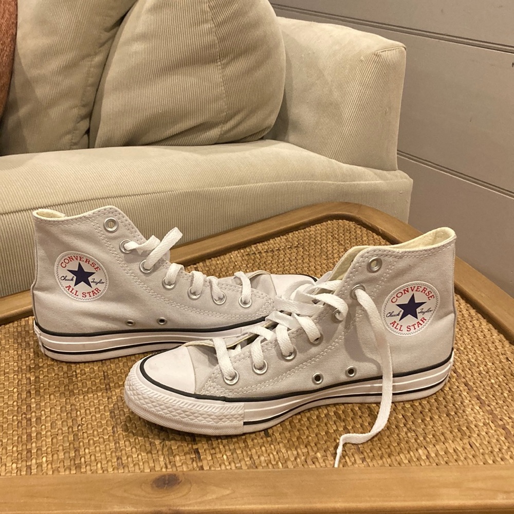 Almost new women’s Converse high top sneakers